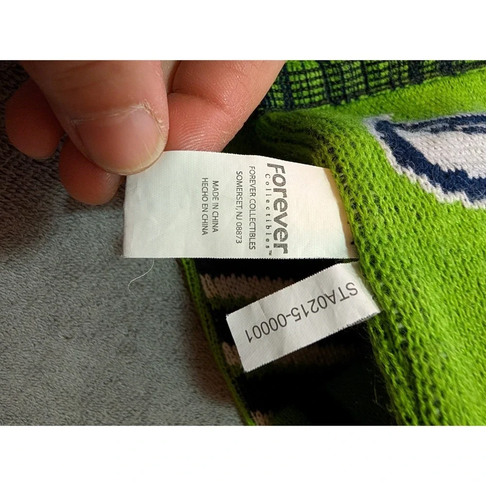 Forever Collectibles Seattle Seahawks Knit Scarf Blue Green Stripe Logo Football